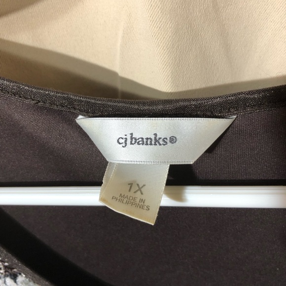 EUC CJ Banks Top - Picture 7 of 8